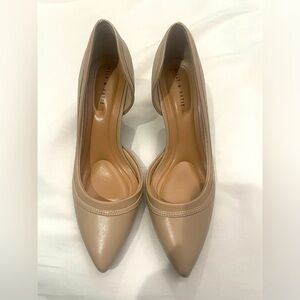 Kelly & Katie nude pumps